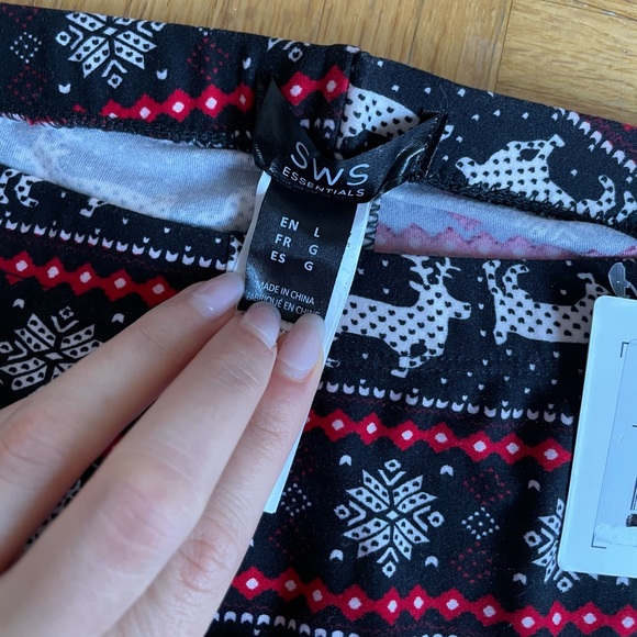 SWS Essentials Reindeer Leggings - Picture 3 of 3